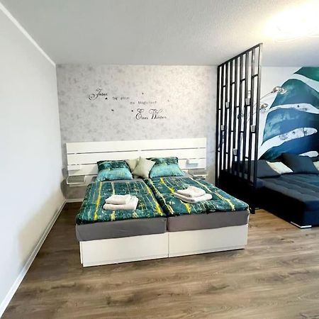 Grosse 3-Zimmer Wohnung, Zentrale Lage. Muelheim an der Ruhr Exterior photo