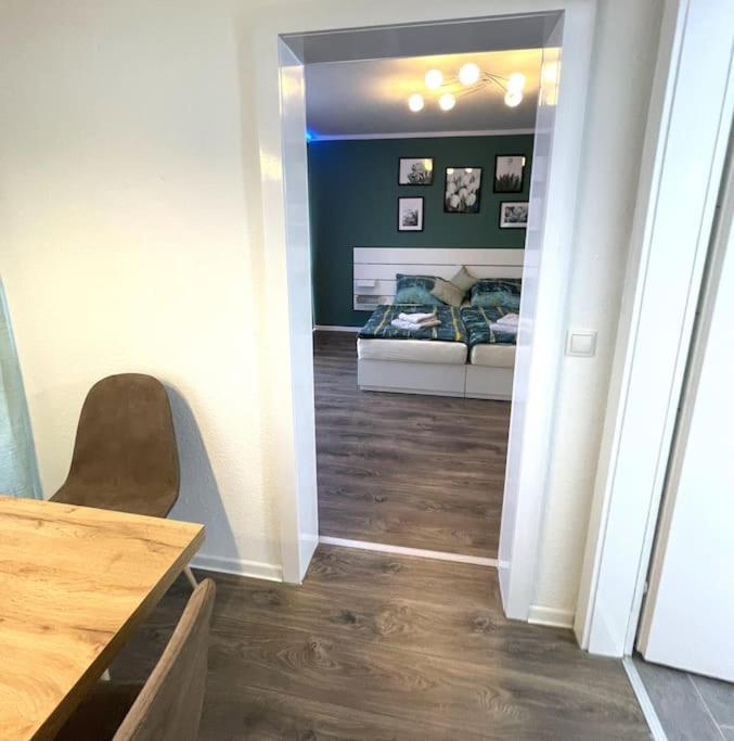 Grosse 3-Zimmer Wohnung, Zentrale Lage. Muelheim an der Ruhr Exterior photo