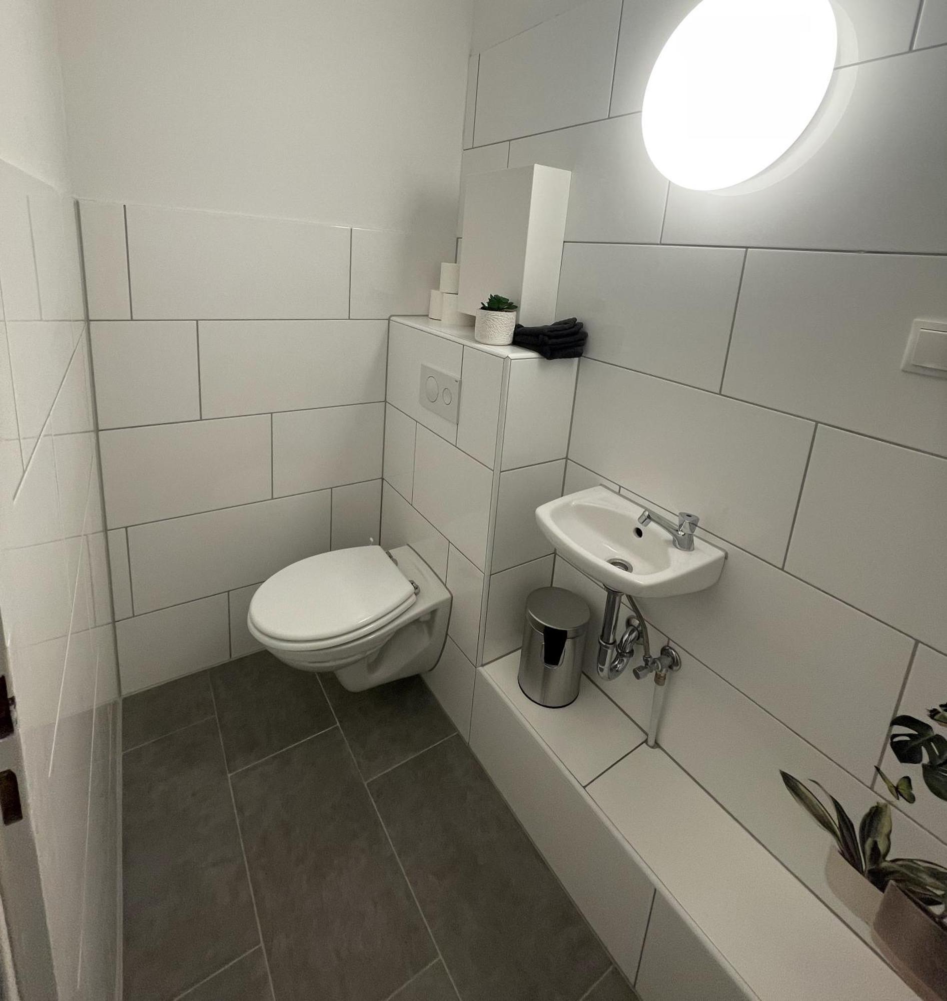 Grosse 3-Zimmer Wohnung, Zentrale Lage. Muelheim an der Ruhr Exterior photo